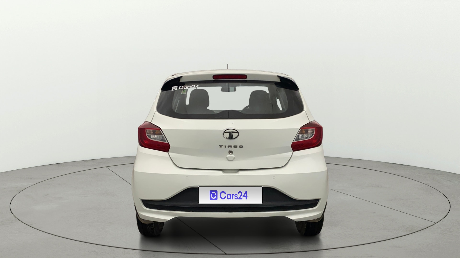 View 2022 Tata Tiago Revotorq XB Image 38 Used 2022 Tata Tiago Revotorq XB Image 38