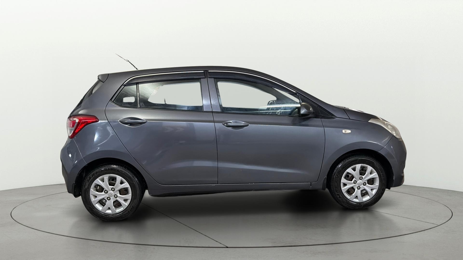 Used 2016 Hyundai Grand i10 Used 2016 Hyundai Grand i10