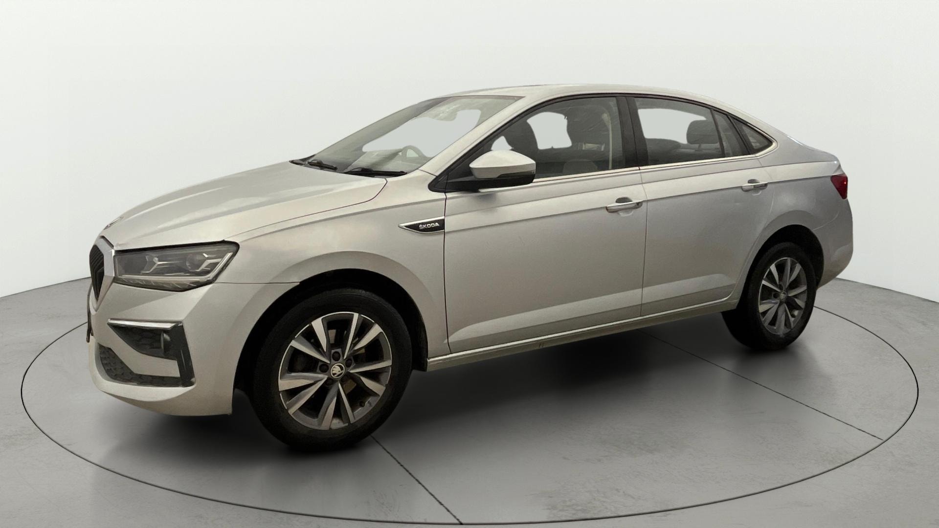 View 2022 Skoda Slavia Style 1.0 TSI MT Image 38 Used 2022 Skoda Slavia Style 1.0 TSI MT Image 38