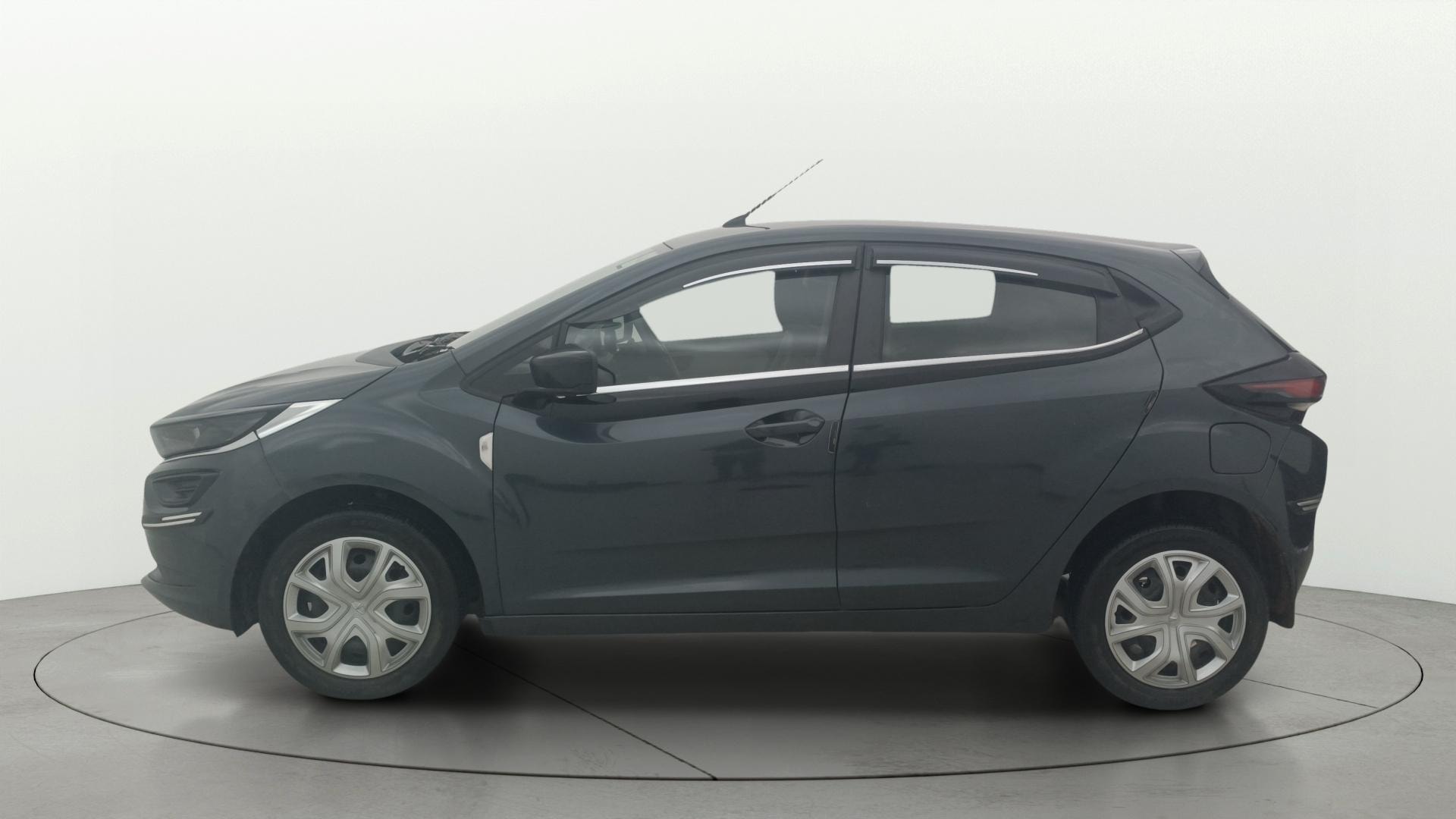 View 2021 Tata Altroz XM Plus Petrol Image 5 Used 2021 Tata Altroz XM Plus Petrol Image 5