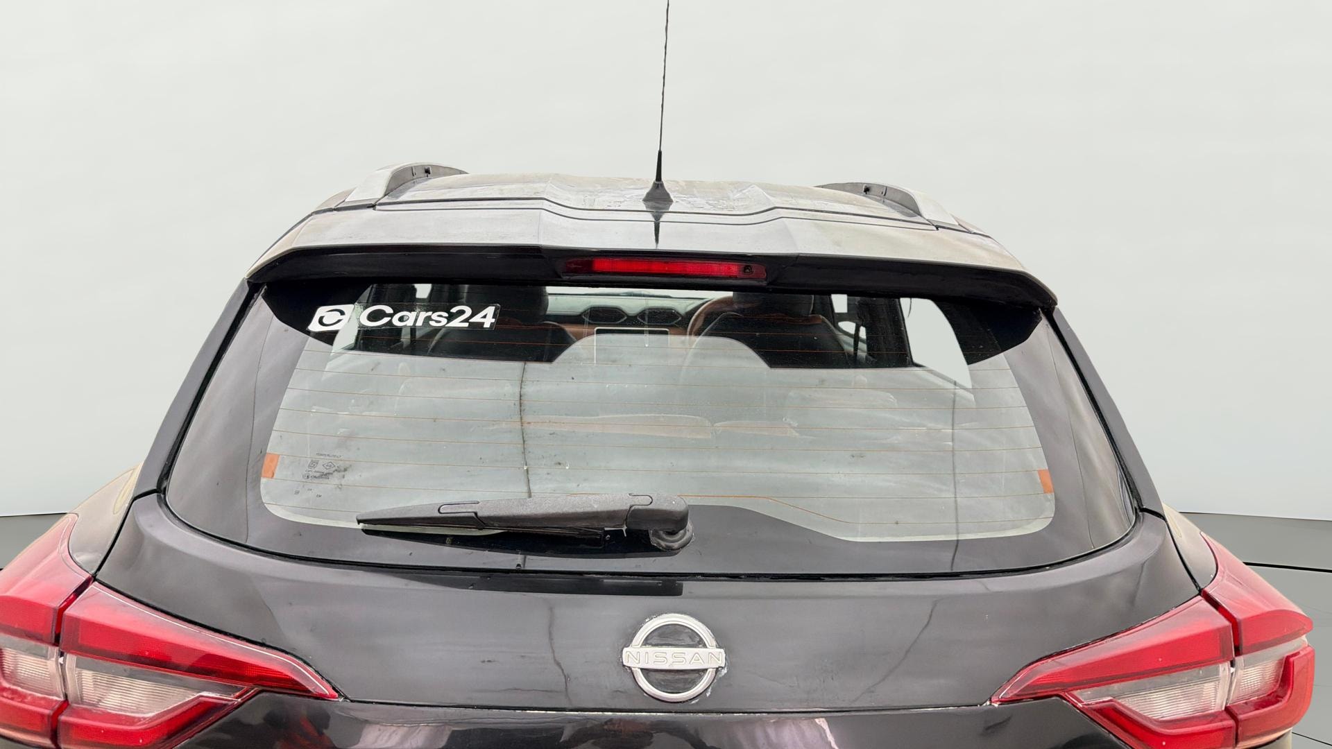 View 2021 Nissan Magnite XV Image 3 Used 2021 Nissan Magnite XV Image 3
