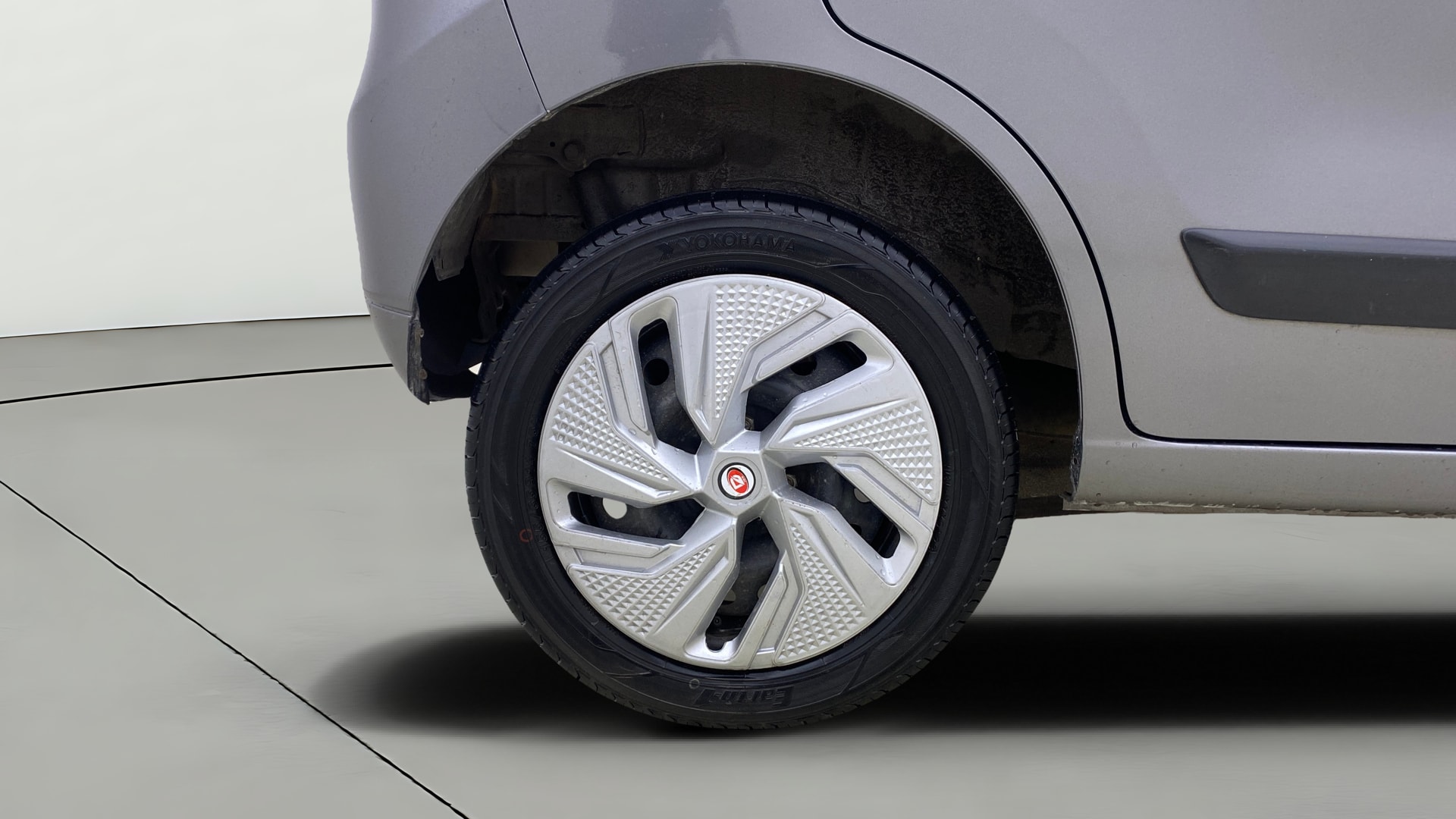 View 2015 Maruti Suzuki 1000 Base Variant Image 23 Used 2015 Maruti Suzuki 1000 Base Variant Image 23