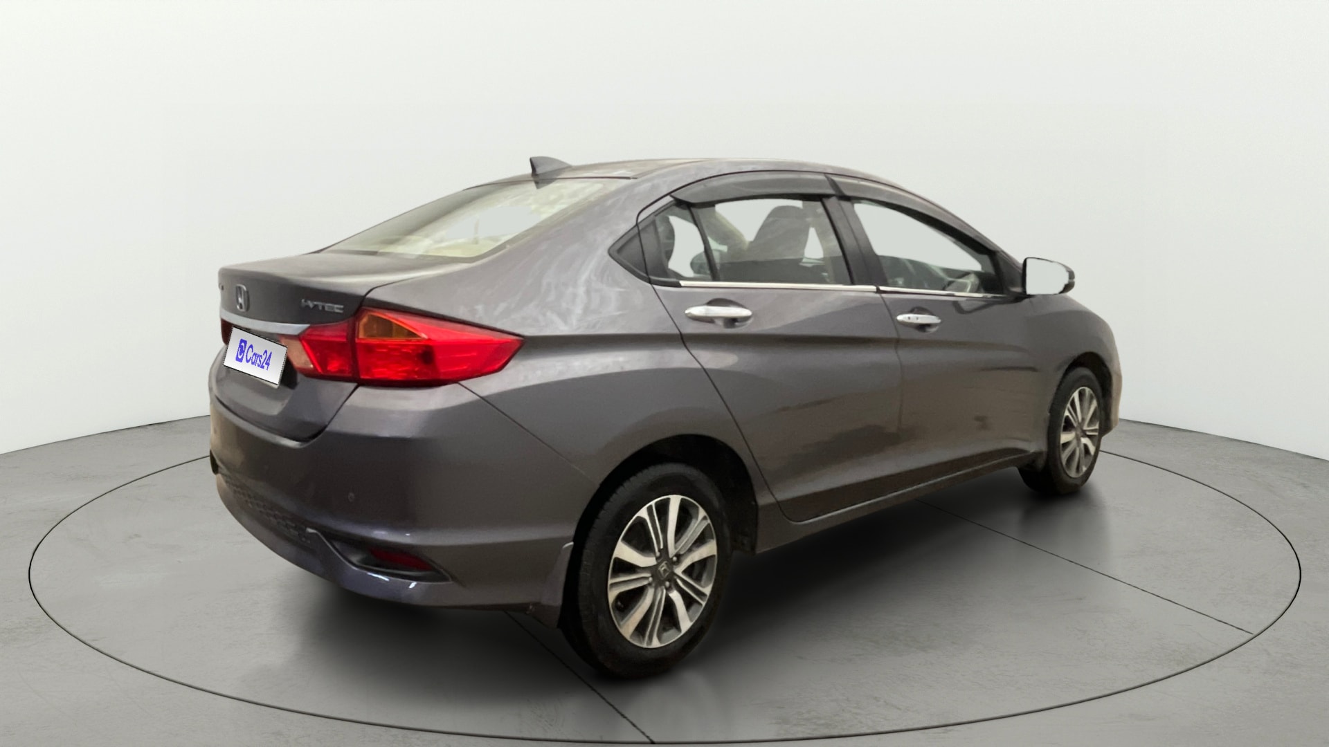View 2017 Honda City ZX MT Diesel Anniversary Edition Image 45 Used 2017 Honda City ZX MT Diesel Anniversary Edition Image 45