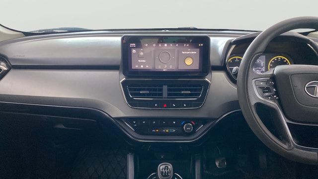 View Tata Harrier Image 17 Used Tata Harrier Image 17