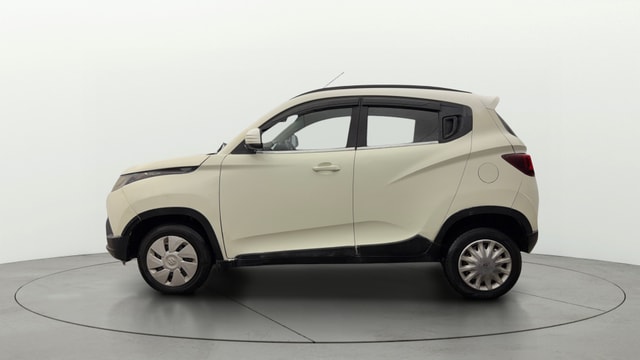View Mahindra KUV100 Image 5 Used Mahindra KUV100 Image 5