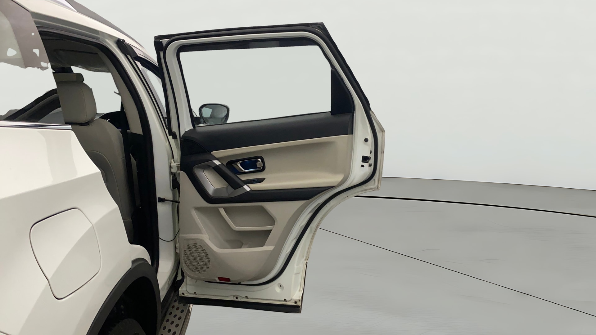 Used 2021 Tata Safari Used 2021 Tata Safari