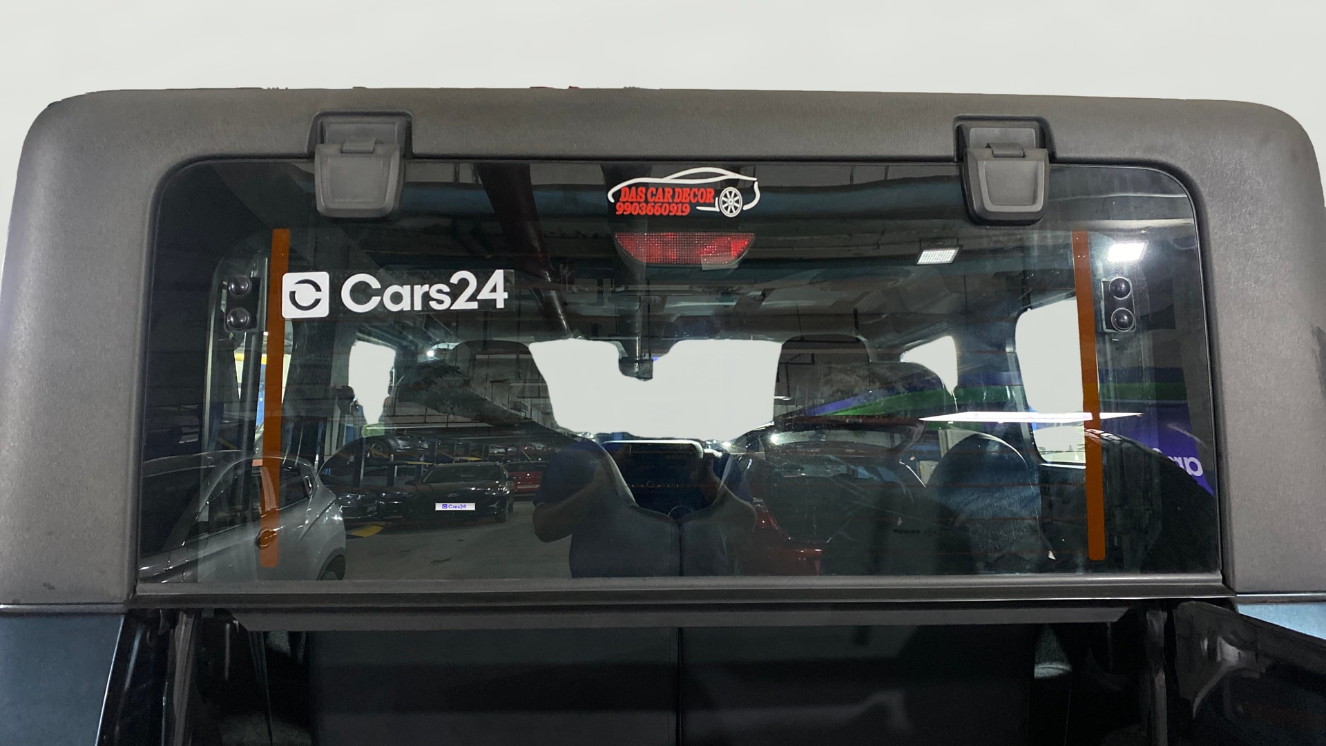 View 2021 Mahindra Thar AX Standard Manual Soft Top 6 Seater Image 5 Used 2021 Mahindra Thar AX Standard Manual Soft Top 6 Seater Image 5