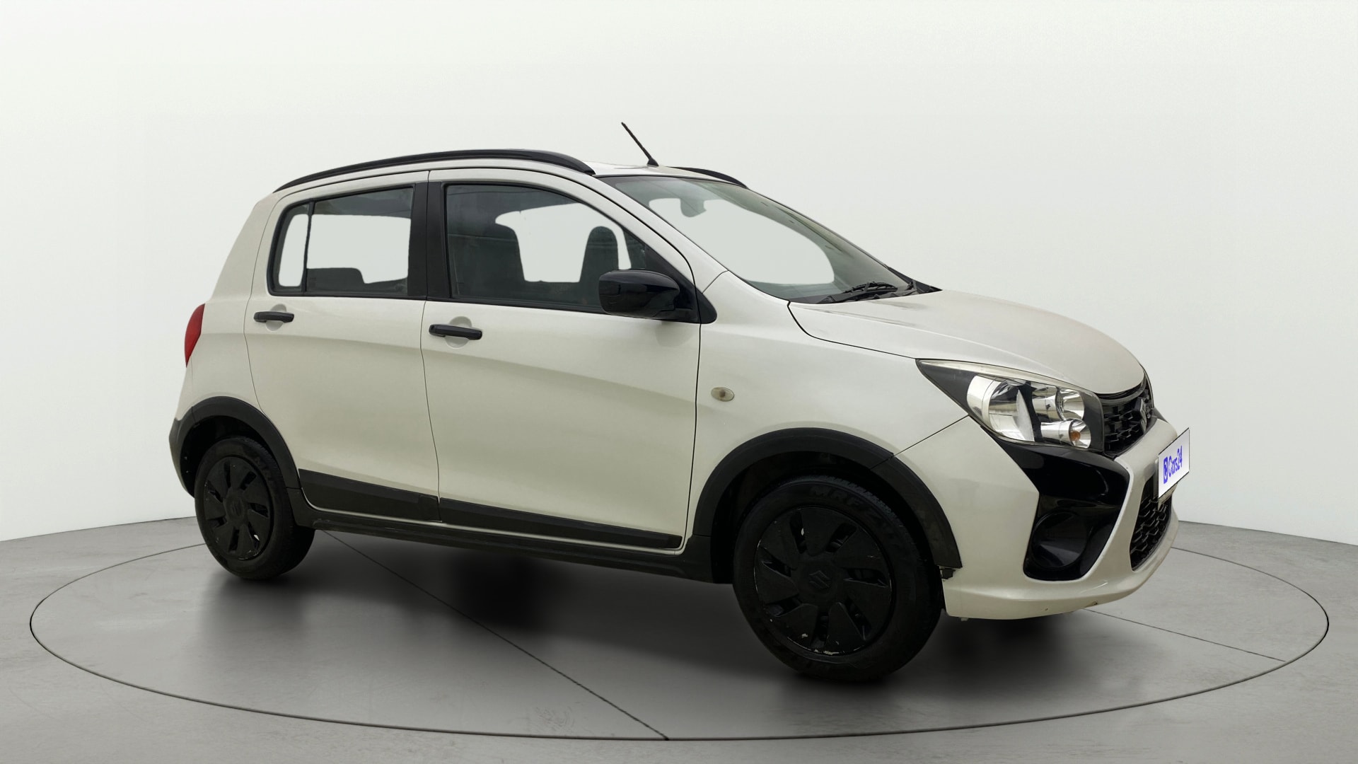 View 2018 Maruti Suzuki 1000 Base Variant Image 35 Used 2018 Maruti Suzuki 1000 Base Variant Image 35