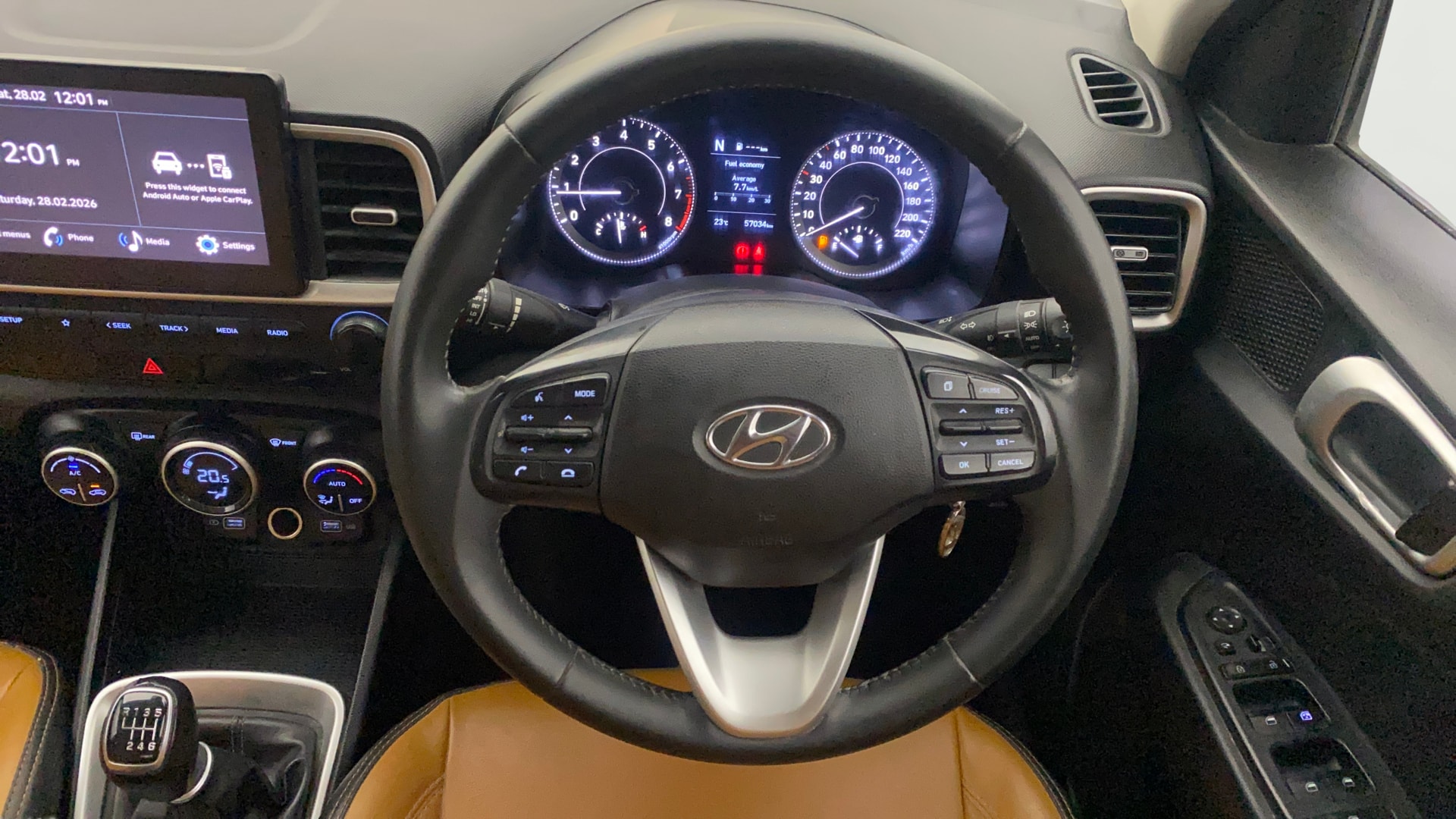 View 2021 Hyundai Venue SX 1.0 iMT Petrol Image 13 Used 2021 Hyundai Venue SX 1.0 iMT Petrol Image 13