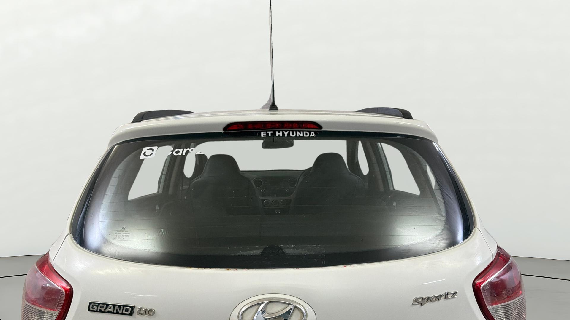 View 2016 Hyundai Grand i10 Sportz 1.2 Kappa Image 4 Used 2016 Hyundai Grand i10 Sportz 1.2 Kappa Image 4