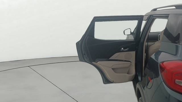 View Mahindra XUV300 Image 15 Used Mahindra XUV300 Image 15
