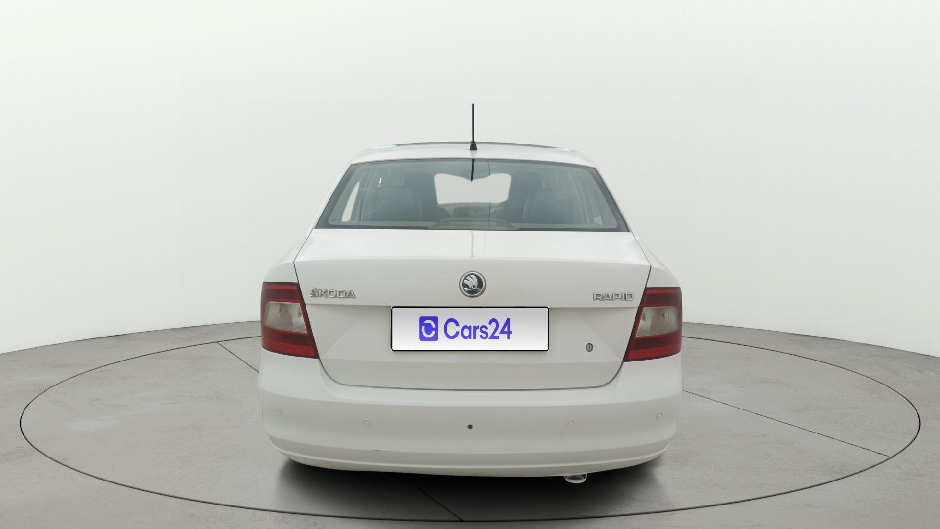 View 2016 Skoda Rapid 1.6 MPI Active Petrol BS IV Image 40 Used 2016 Skoda Rapid 1.6 MPI Active Petrol BS IV Image 40