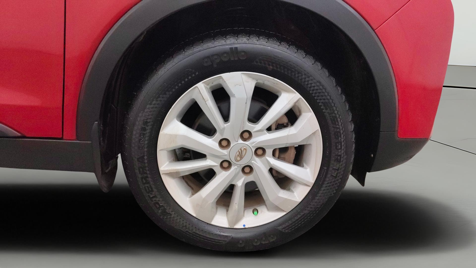 View 2019 Mahindra XUV300 W4 Petrol BS IV Image 44 Used 2019 Mahindra XUV300 W4 Petrol BS IV Image 44