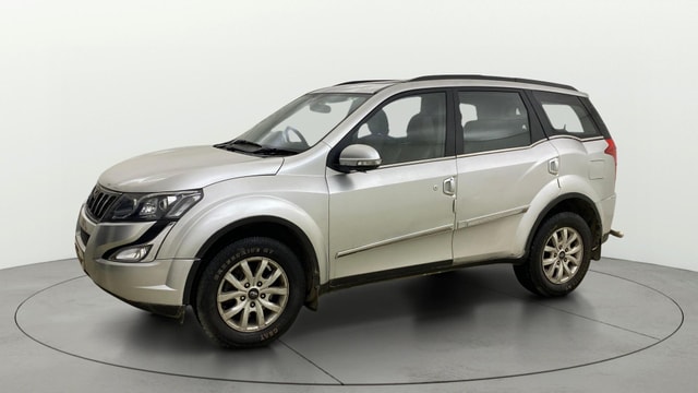 View Mahindra XUV500 Image 23 Used Mahindra XUV500 Image 23