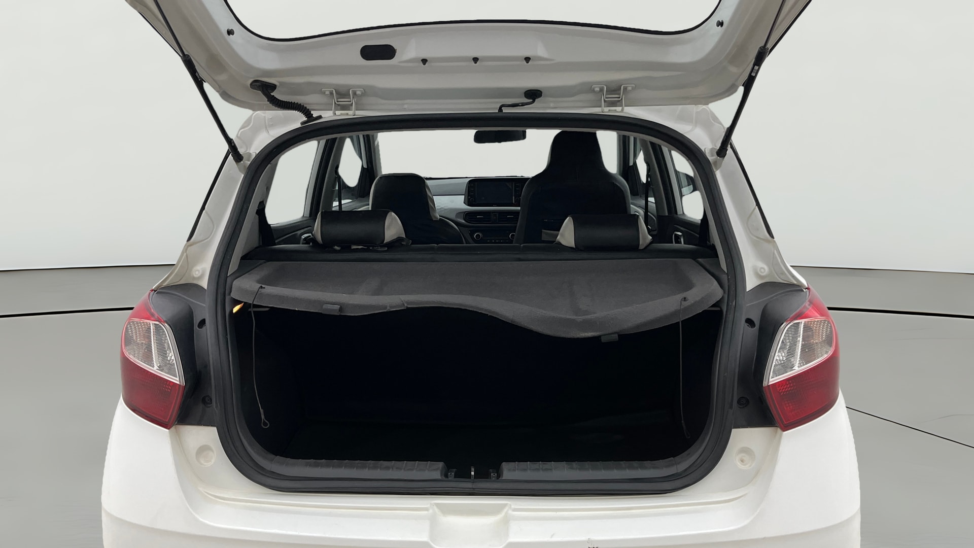View 2020 Hyundai Grand i10 Nios Asta Petrol AMT Image 38 Used 2020 Hyundai Grand i10 Nios Asta Petrol AMT Image 38