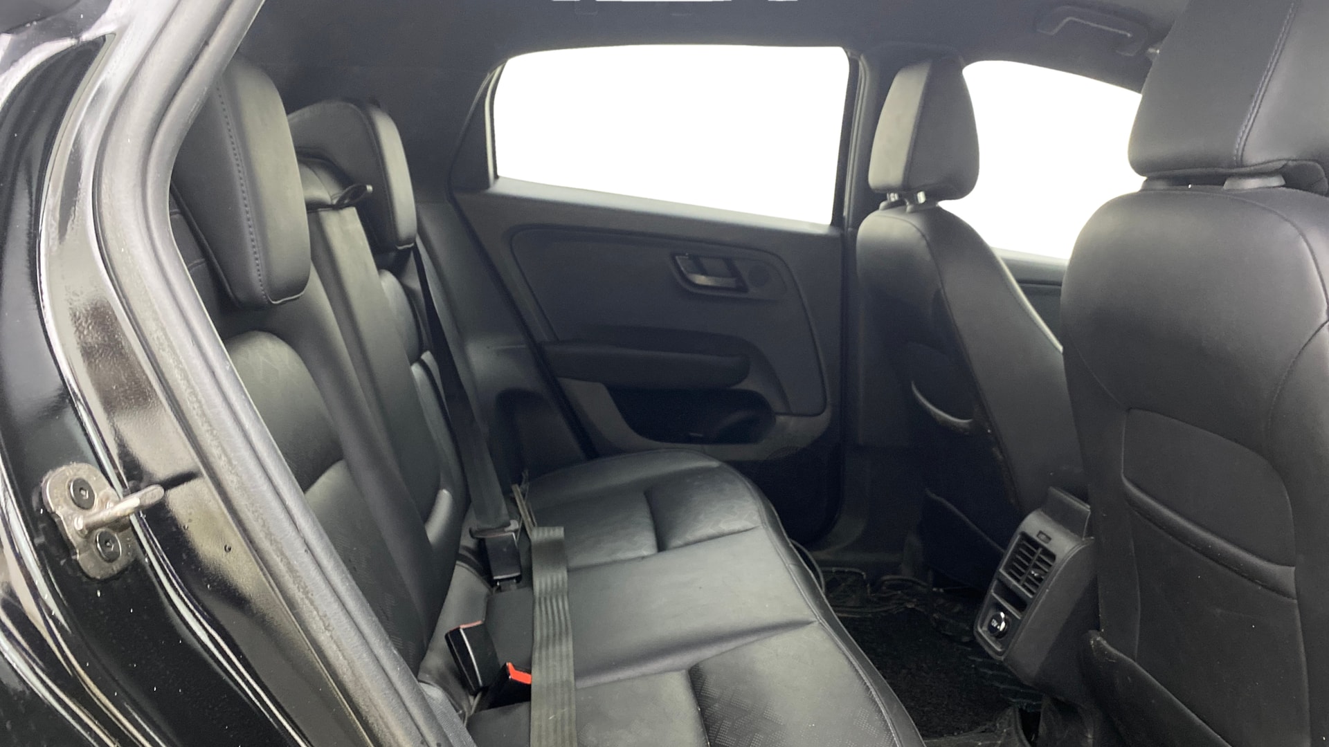 View 2023 Tata Altroz XZ Plus Dark Diesel Image 35 Used 2023 Tata Altroz XZ Plus Dark Diesel Image 35