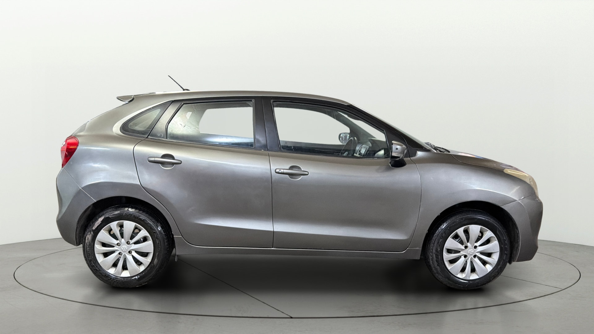 View 2016 Maruti Suzuki 1000 Base Variant Image 8 Used 2016 Maruti Suzuki 1000 Base Variant Image 8