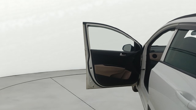 View Hyundai Grand i10 Image 31 Used Hyundai Grand i10 Image 31
