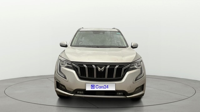 View Mahindra XUV700 Image 1 Used Mahindra XUV700 Image 1