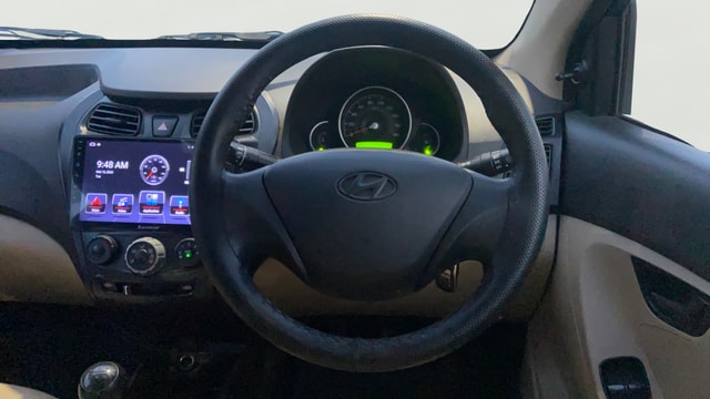 View Hyundai EON Image 20 Used Hyundai EON Image 20