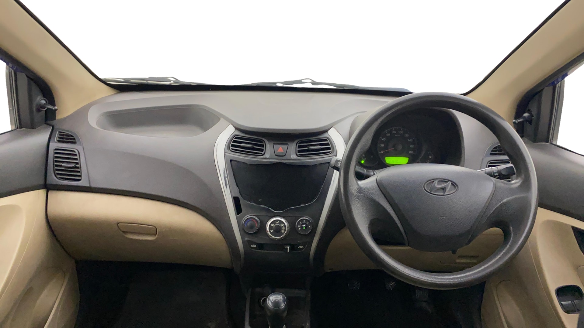 View 2015 Hyundai EON D-Lite Plus Image 15 Used 2015 Hyundai EON D-Lite Plus Image 15