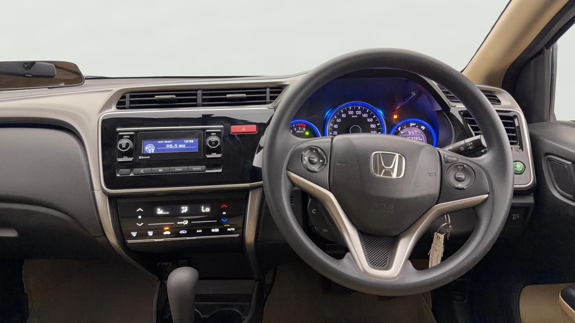 View 2014 Honda City ZX MT Diesel Anniversary Edition Image 21 Used 2014 Honda City ZX MT Diesel Anniversary Edition Image 21