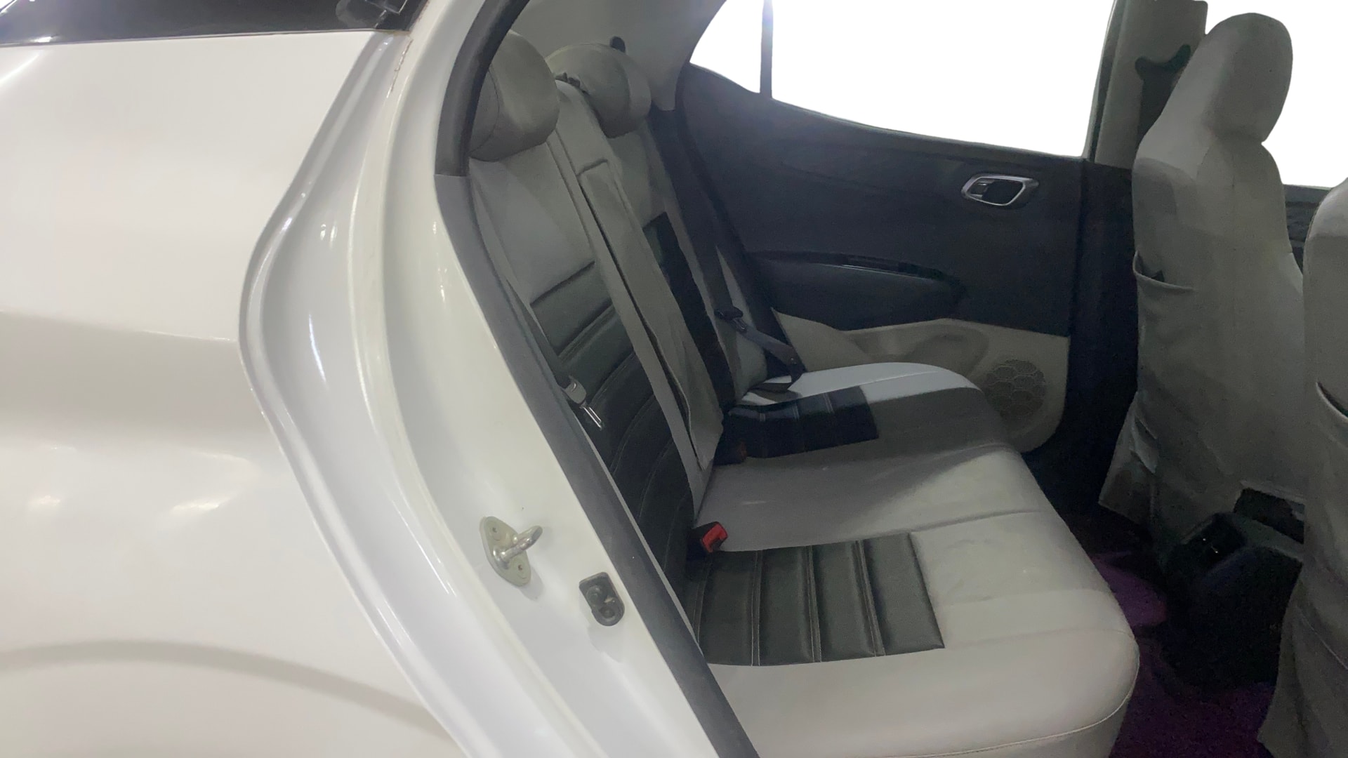 View 2020 Hyundai Aura SX(O) Diesel Image 29 Used 2020 Hyundai Aura SX(O) Diesel Image 29