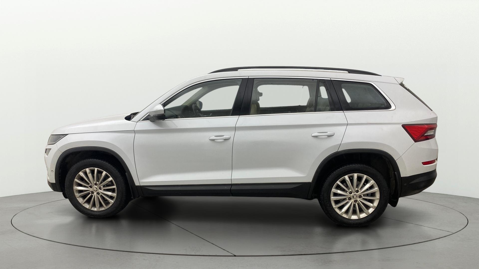 View 2019 Skoda Kodiaq Style 4x4 Image 5 Used 2019 Skoda Kodiaq Style 4x4 Image 5