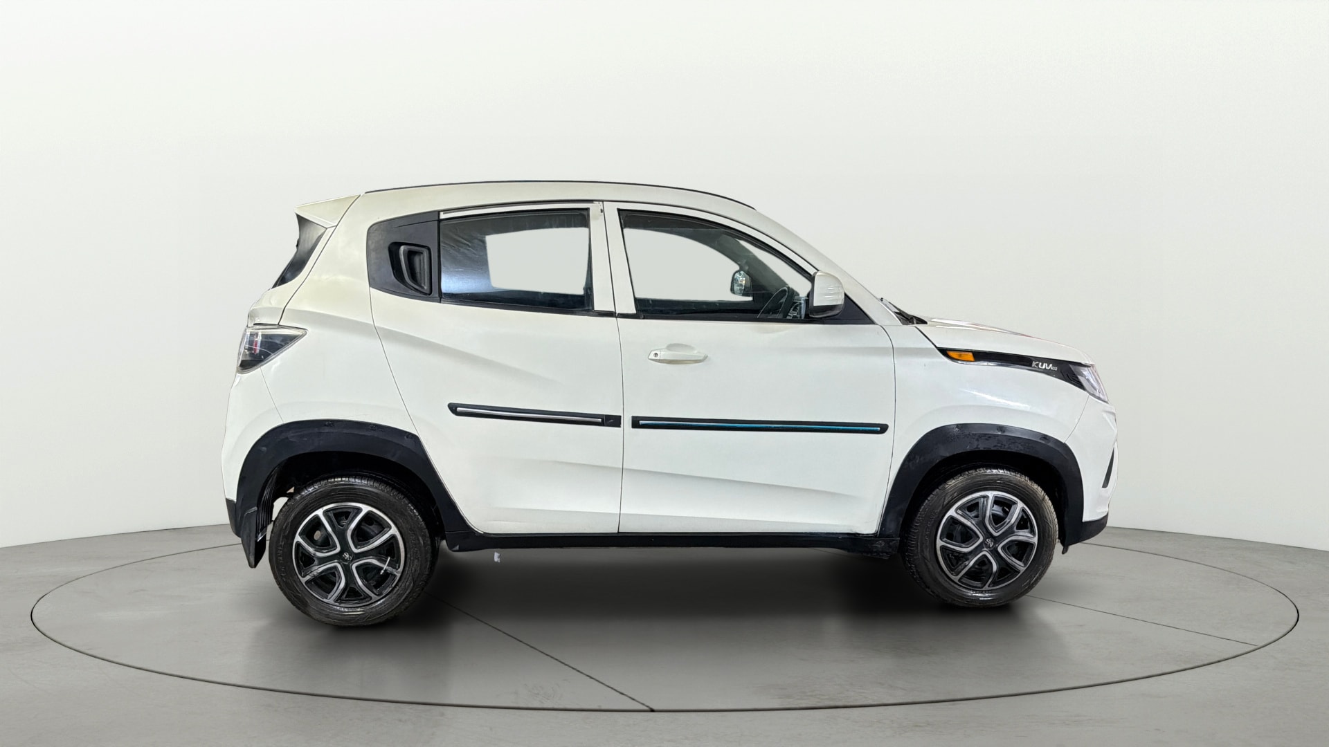 Used 2019 Mahindra KUV100 Used 2019 Mahindra KUV100