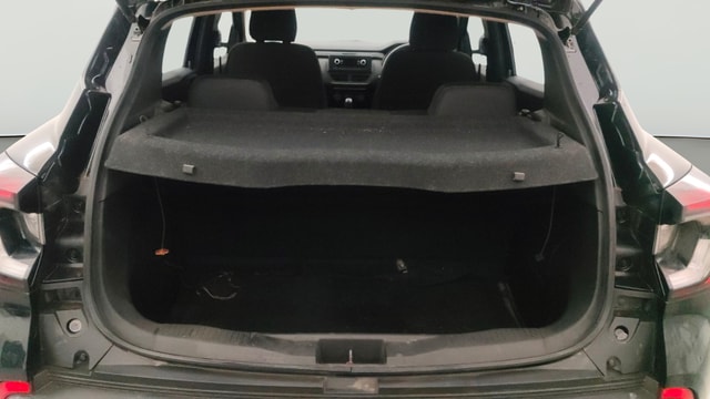 View Renault Kiger Image 36 Used Renault Kiger Image 36