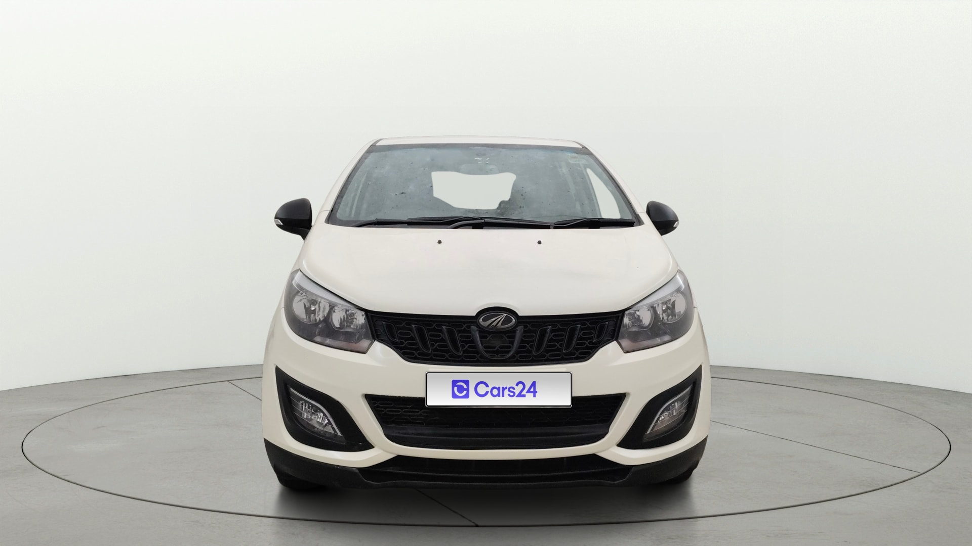 View 2020 Mahindra Marazzo M2 7-Seater Image 1 Used 2020 Mahindra Marazzo M2 7-Seater Image 1