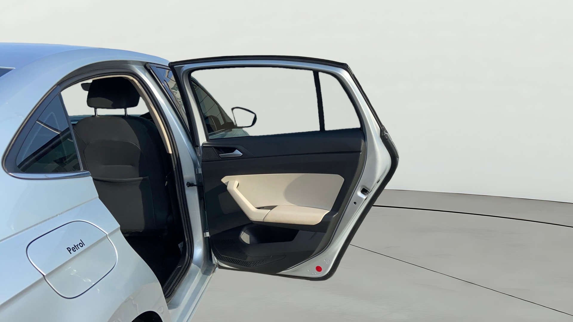 View 2023 Volkswagen Virtus Topline 1.0 TSI MT Image 8 Used 2023 Volkswagen Virtus Topline 1.0 TSI MT Image 8