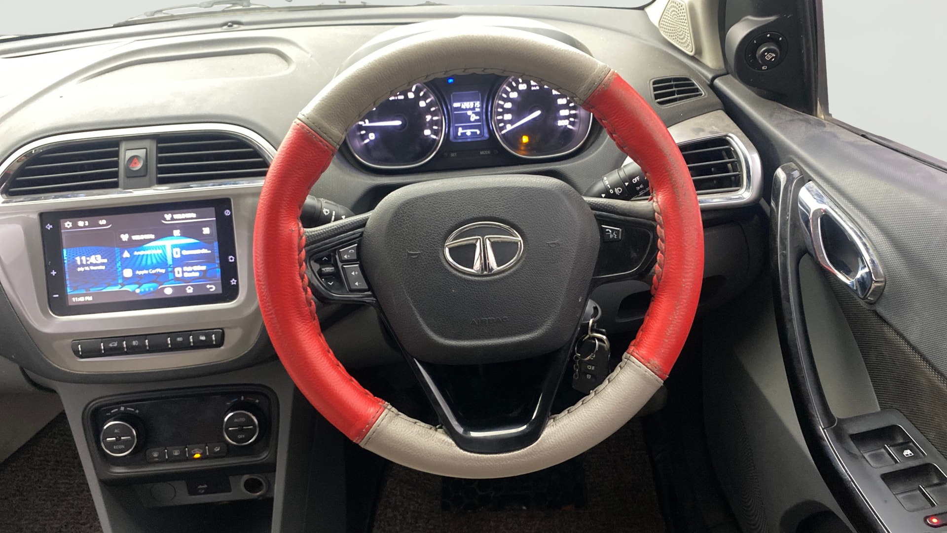 View 2019 Tata Tigor XE Diesel Image 20 Used 2019 Tata Tigor XE Diesel Image 20