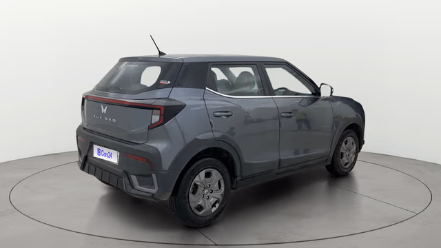 View Mahindra XUV 3XO Image 44 Used Mahindra XUV 3XO Image 44