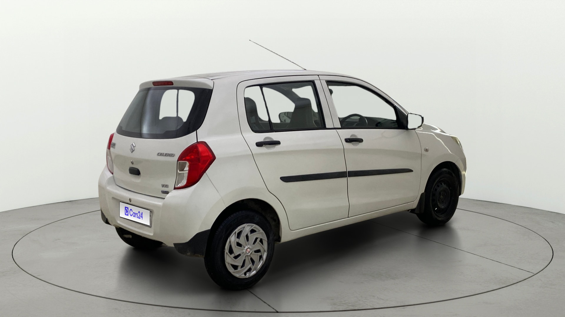 View 2016 Maruti Suzuki 1000 Base Variant Image 42 Used 2016 Maruti Suzuki 1000 Base Variant Image 42