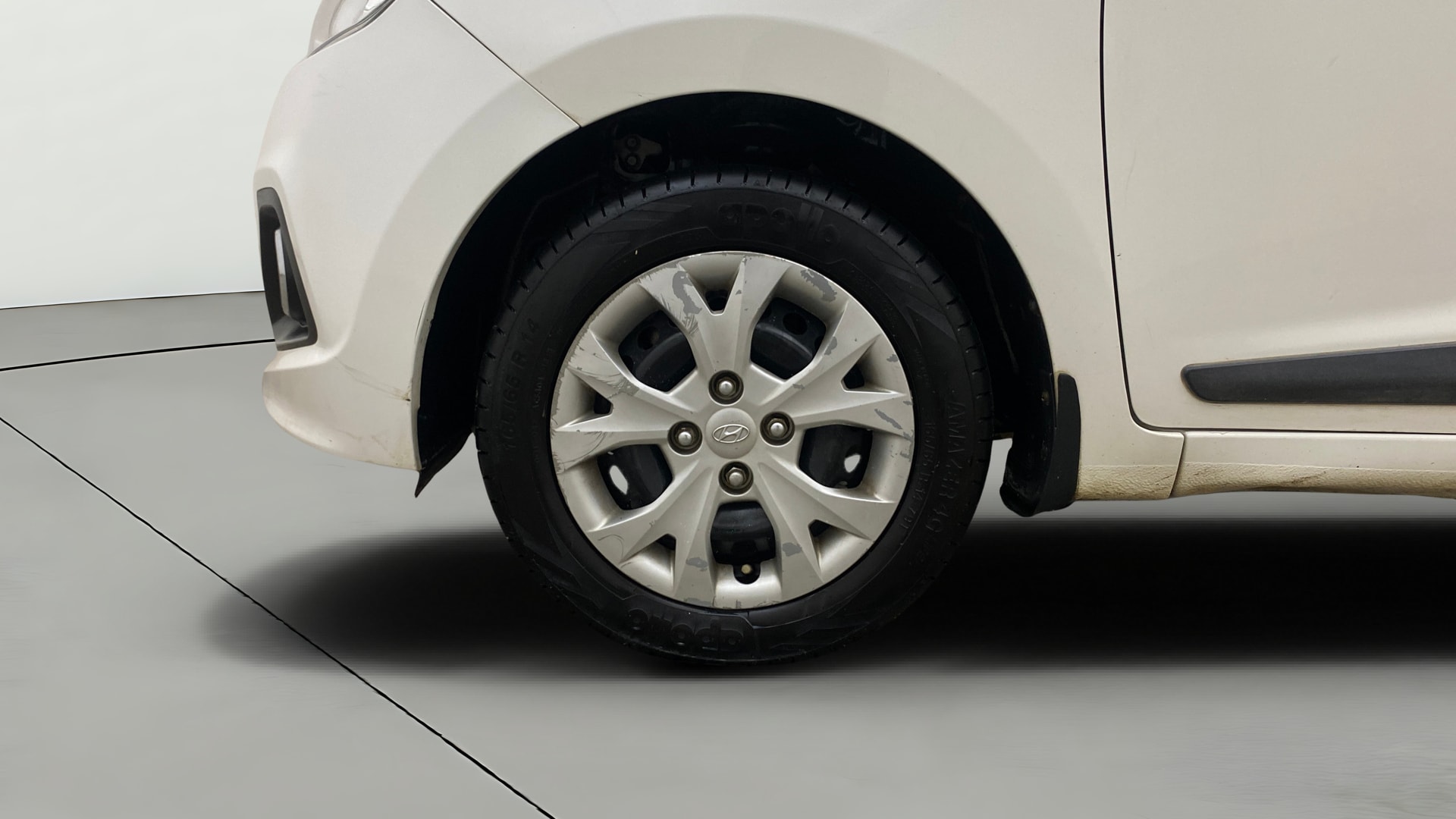 View 2017 Hyundai Grand i10 1.1 Sportz Diesel Image 27 Used 2017 Hyundai Grand i10 1.1 Sportz Diesel Image 27