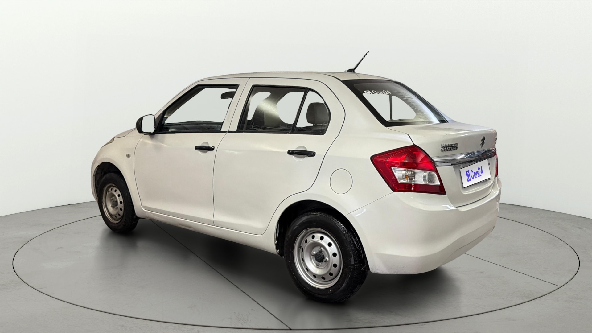 View 2015 Maruti Suzuki 1000 Base Variant Image 2 Used 2015 Maruti Suzuki 1000 Base Variant Image 2