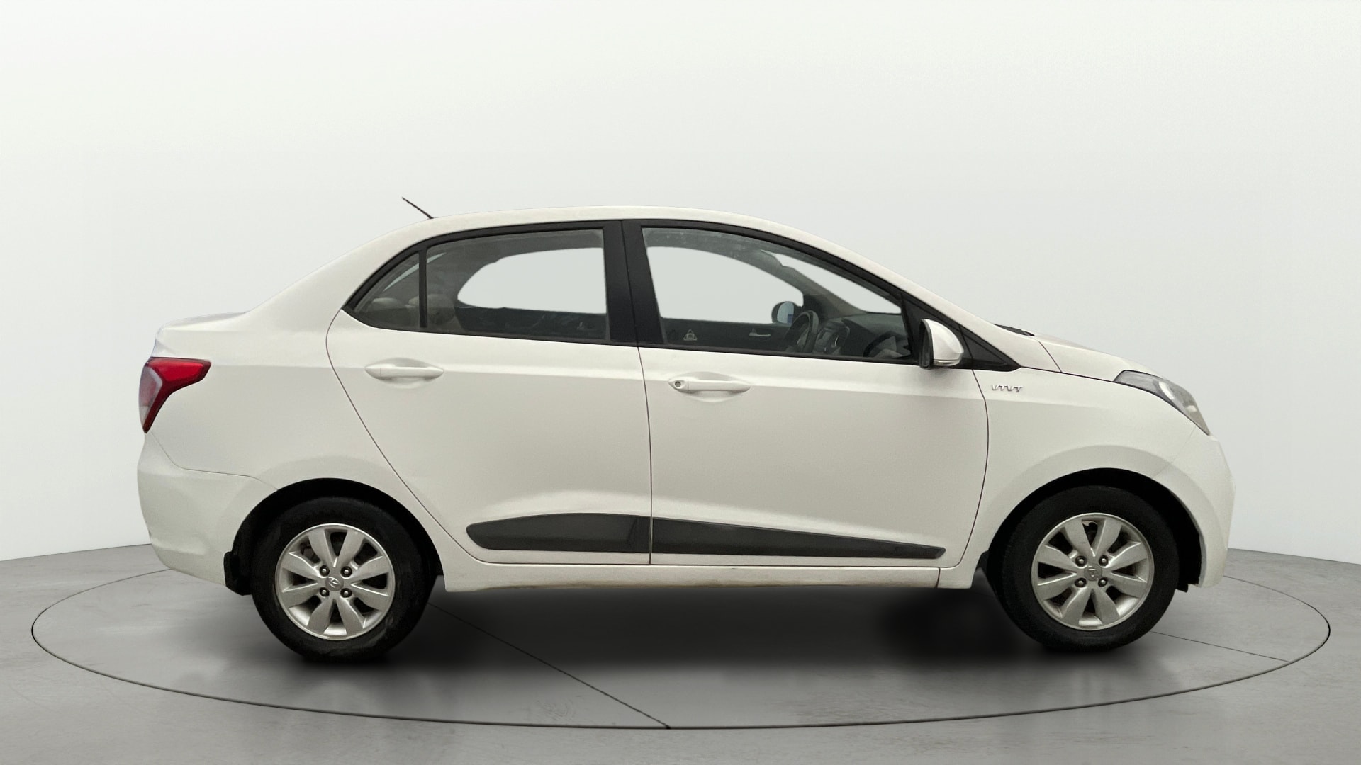 View 2014 Hyundai Xcent E Petrol Image 8 Used 2014 Hyundai Xcent E Petrol Image 8