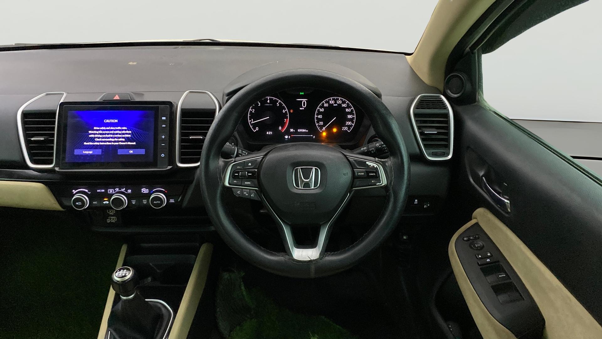 View 2021 Honda City ZX MT Diesel Anniversary Edition Image 21 Used 2021 Honda City ZX MT Diesel Anniversary Edition Image 21