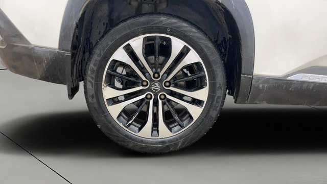 View MG Hector Image 34 Used MG Hector Image 34