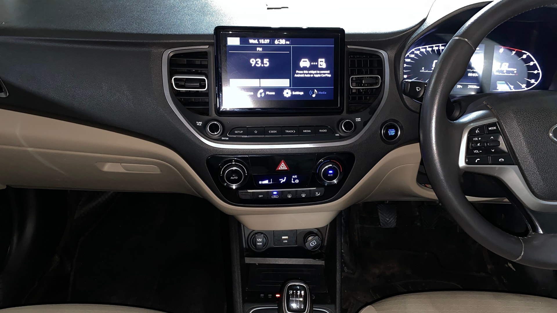 Used 2022 Hyundai Verna Used 2022 Hyundai Verna