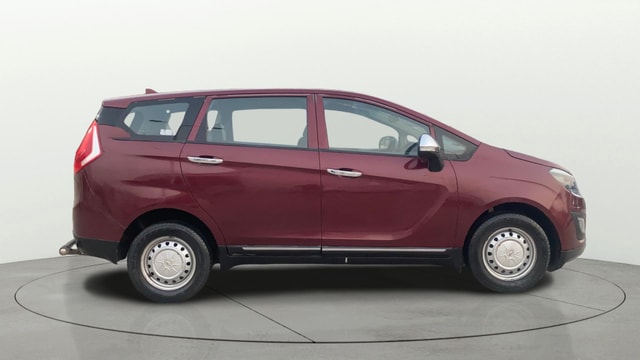 View Mahindra Marazzo Image 8 Used Mahindra Marazzo Image 8