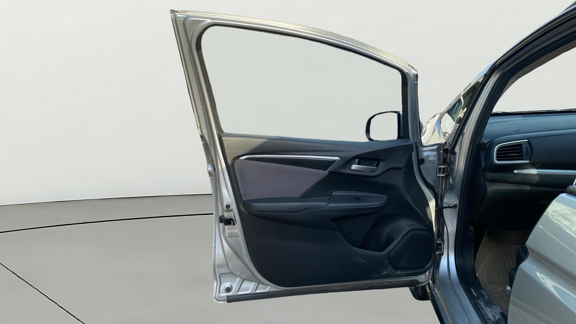 View 2019 Honda WR-V S MT Diesel Edge Edition Image 32 Used 2019 Honda WR-V S MT Diesel Edge Edition Image 32
