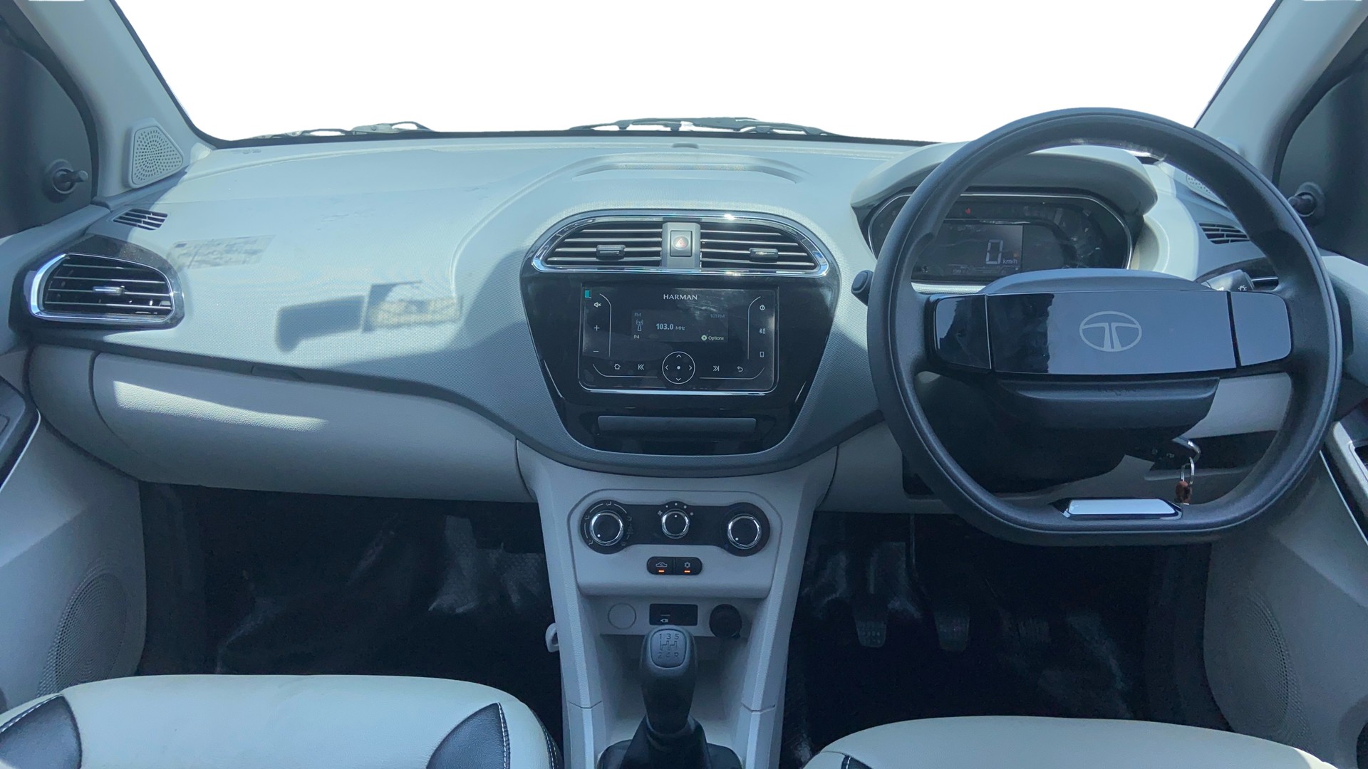 Used 2025 Tata Tiago Used 2025 Tata Tiago