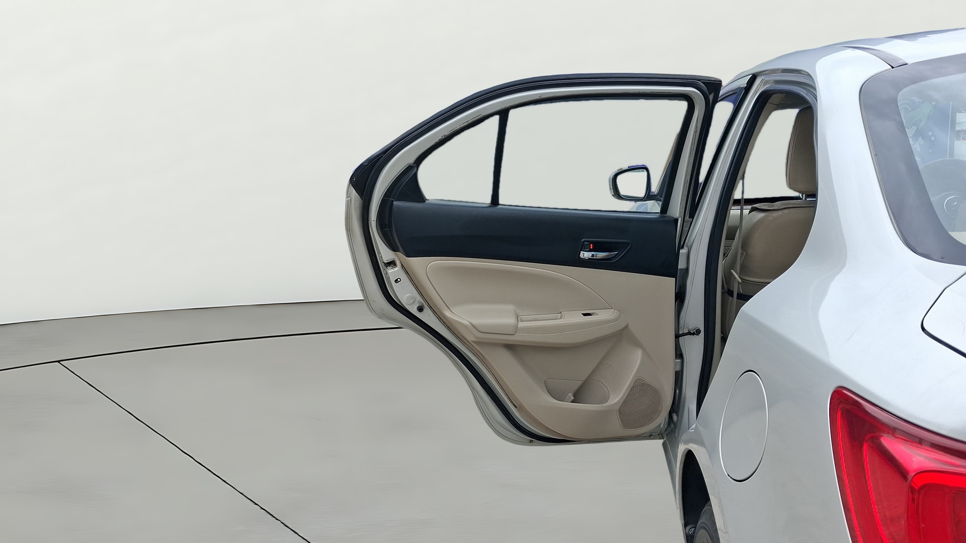 View 2019 Maruti Suzuki 1000 Base Variant Image 22 Used 2019 Maruti Suzuki 1000 Base Variant Image 22