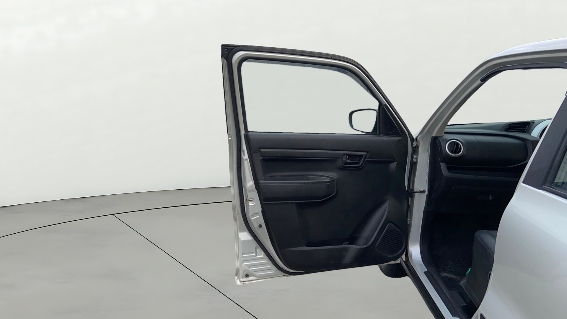 View 2022 Maruti Suzuki 1000 Base Variant Image 31 Used 2022 Maruti Suzuki 1000 Base Variant Image 31