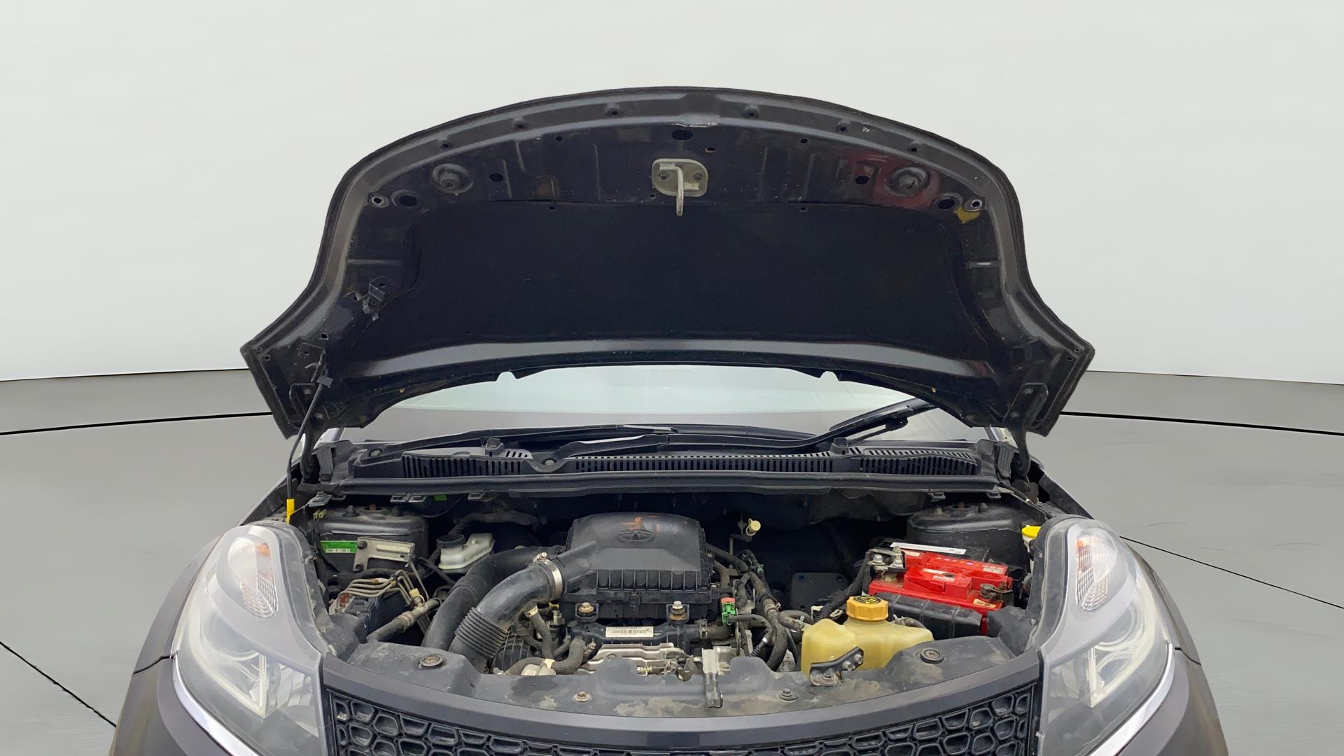 View 2019 Tata Nexon Revotron XE Image 32 Used 2019 Tata Nexon Revotron XE Image 32