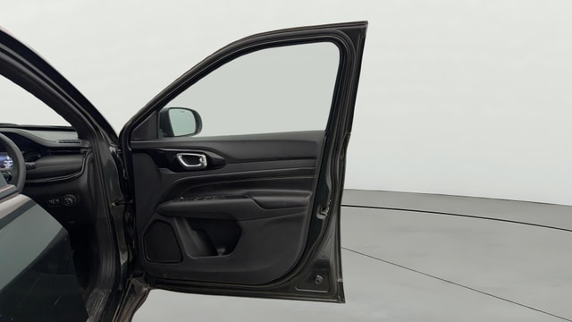 View Jeep Compass Image 47 Used Jeep Compass Image 47
