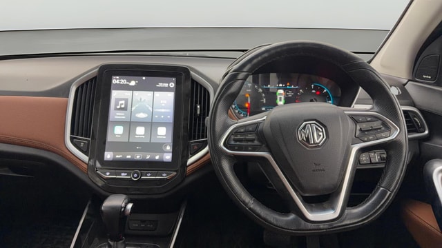 View MG Hector Plus Image 14 Used MG Hector Plus Image 14