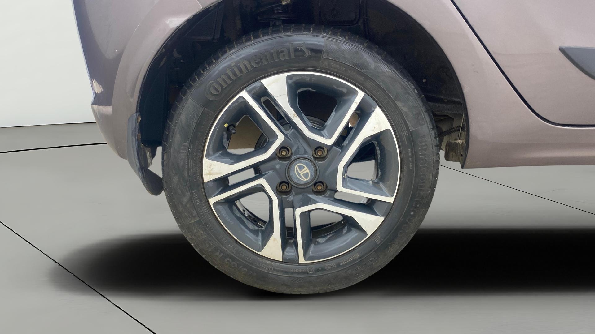 View 2020 Tata Tiago Revotorq XB Image 23 Used 2020 Tata Tiago Revotorq XB Image 23